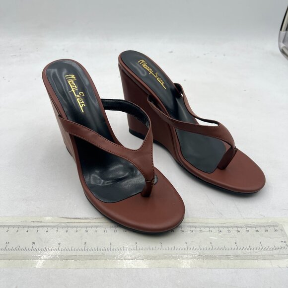 Milooey shoes Brown Round Toe Flip Flops Wedge High Heels Slip On Thong Sandals - Picture 4 of 8